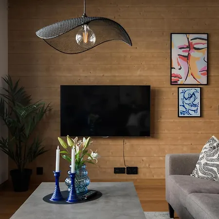 Le Lingonberry D23 Ski-in Ski-out By Aavalevi Apartamento Levi