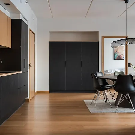 Le Lingonberry D23 Ski-in Ski-out By Aavalevi